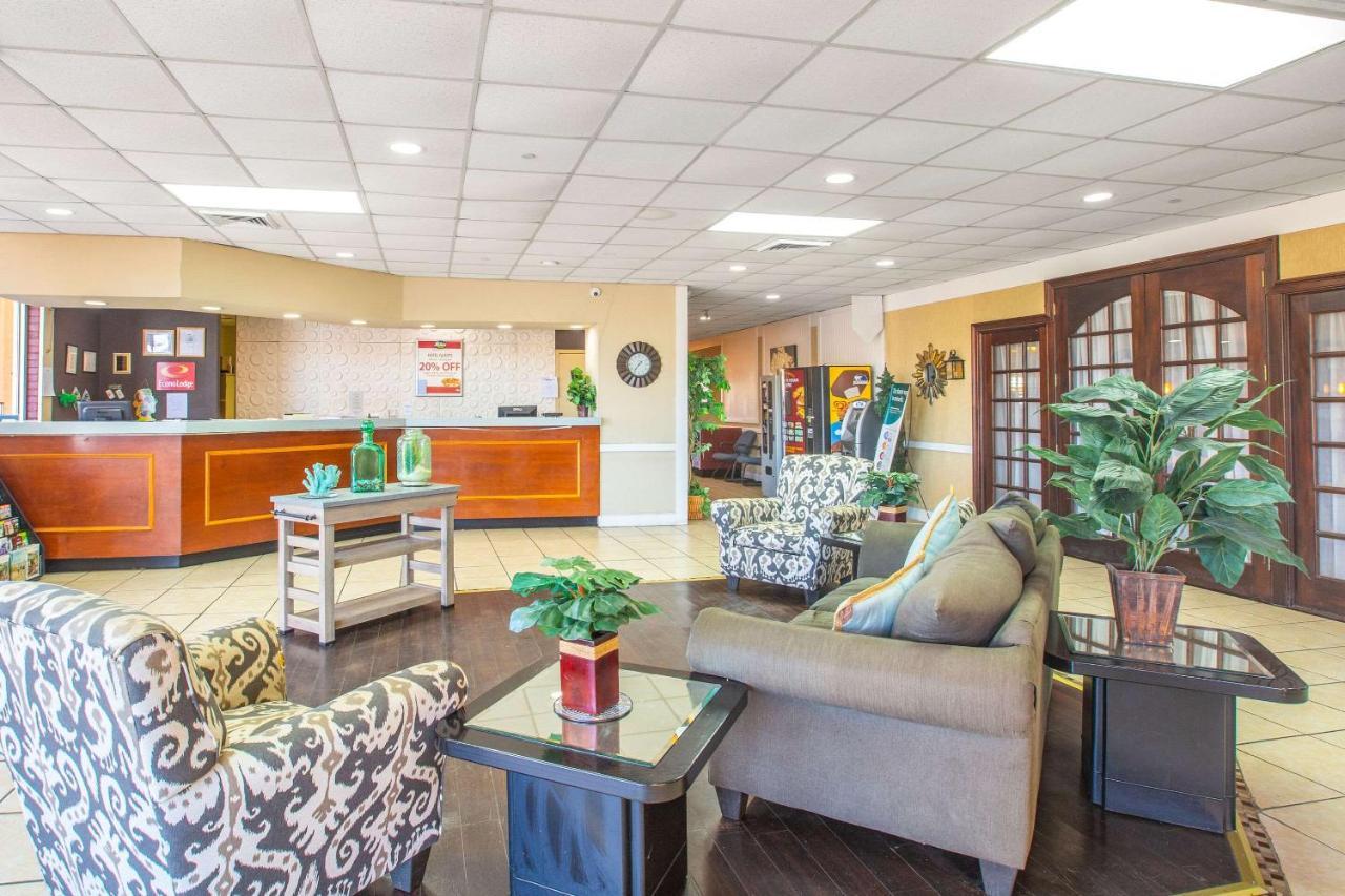 Econo Lodge Choice Hotels I 95 Savannah Gateway 24 Hour Fitness Center On Site Guest Laundry On Site Perkins Restaurant Georgetown Exterior foto