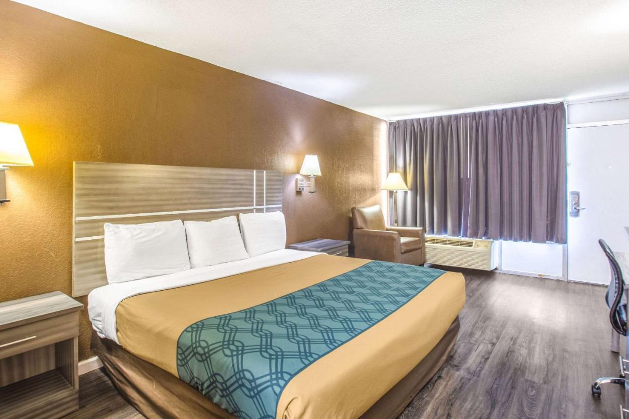 Econo Lodge Choice Hotels I 95 Savannah Gateway 24 Hour Fitness Center On Site Guest Laundry On Site Perkins Restaurant Georgetown Exterior foto