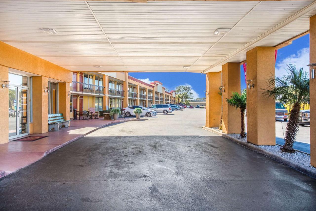 Econo Lodge Choice Hotels I 95 Savannah Gateway 24 Hour Fitness Center On Site Guest Laundry On Site Perkins Restaurant Georgetown Exterior foto