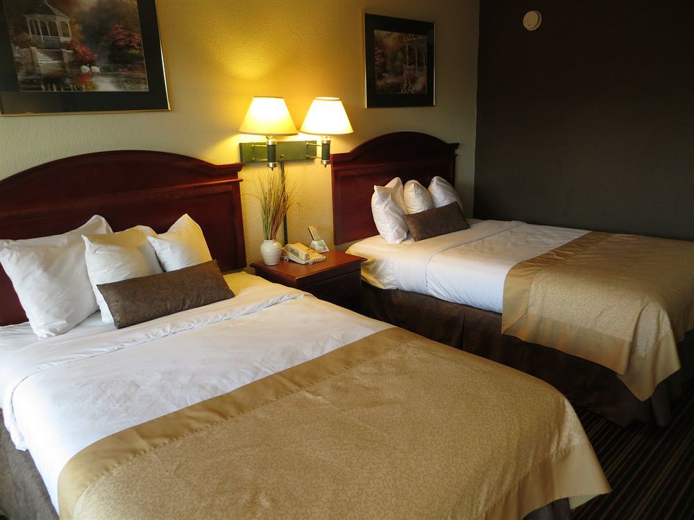 Econo Lodge Choice Hotels I 95 Savannah Gateway 24 Hour Fitness Center On Site Guest Laundry On Site Perkins Restaurant Georgetown Exterior foto
